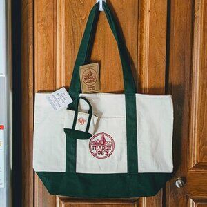 Set of 2 BRAND NEW NWT Large & Micro Trader Joe's Forrest Green Canvas Tote Bags